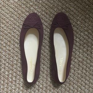 Suede Chanel Burgundy Flats